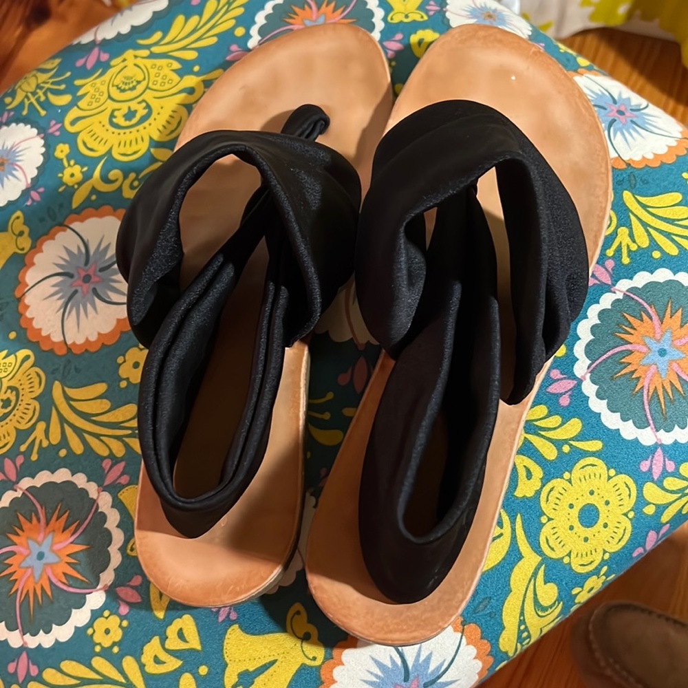 Sling back sandals